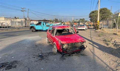 Persecuci N En Ecatepec Deja Delincuentes Lesionados Tras Volcadura