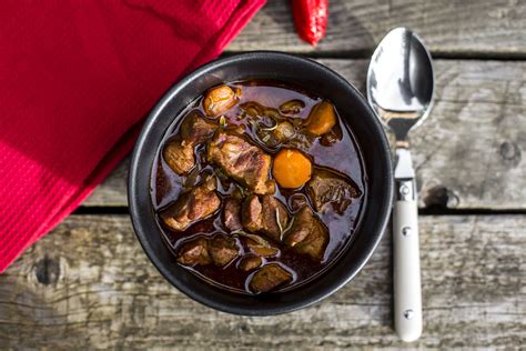 Hungarian Goulash Soup Gulyas Leves Recipe