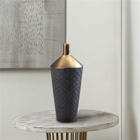 Wholesale Lucca Black And Gold Porcelain Vase Buy Wholesale Vases