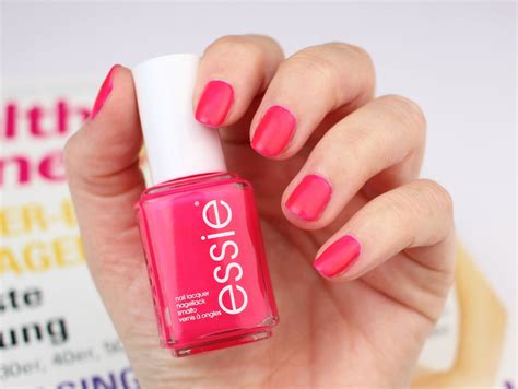 Essie Neon Collection 2017 Swatches And Review Zaphiraw I Der Blog