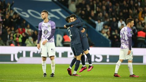 Ligue 1 Achraf Hakimi Lionel Messi Le Duo Gagnant Du Psg