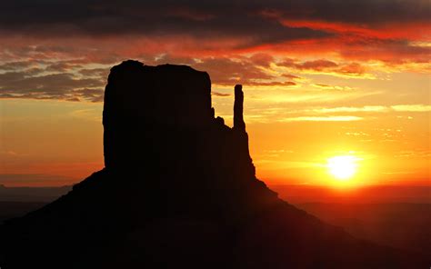 Wallpaper X Px Butte Canyon Clouds Desert Landscape