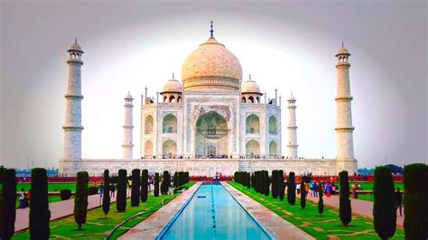 The Taj Mahal : A Masterpiece of Mughal Architecture and Symbol of Eternal Lovea - Marble Dunia