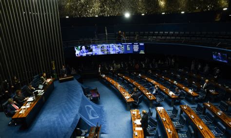 PEC da enfermagem é aprovada pelo Senado e vai para promulgação no