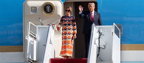 Melania Trump’s Outfit Change And Refusal To Pose For Photos After ...