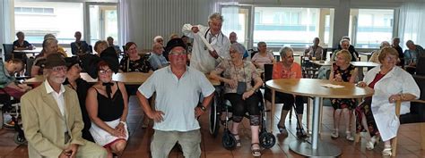 B Nestroff Une Troupe De Th Tre Sinvite Dans Lehpad Les Charmes