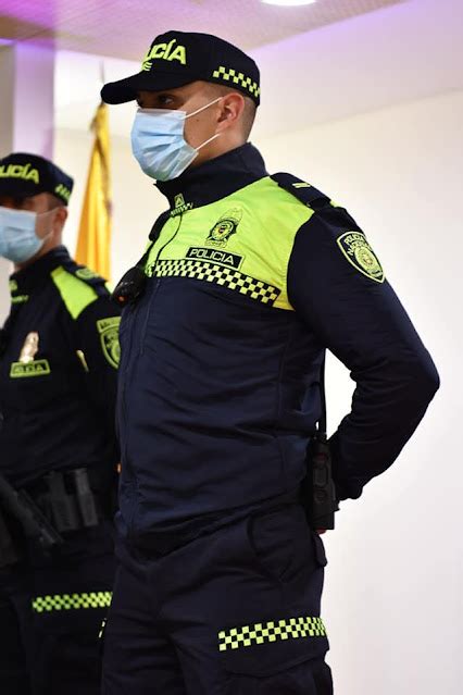 Fue Presentado El Nuevo Uniforme De La Policía Nacional De Colombia Actualidad Metropolitana