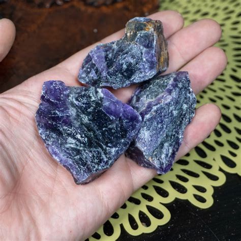 Small Raw Rwanda Amethyst The Crystal Council