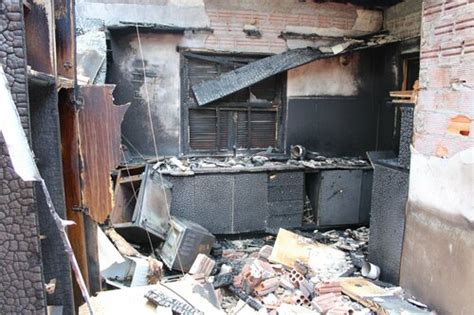 Ajudar Para Renovar Minha Casa Após Um Incêndio Devastador Vaquinhas