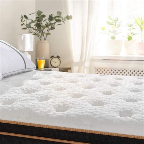 11 Best Hybrid Mattress For Your Bed In 2024