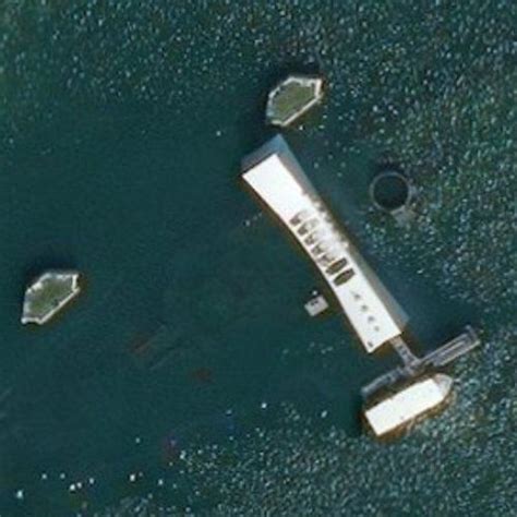 USS Arizona (BB-39) Memorial in Pearl Harbor, HI - Virtual Globetrotting