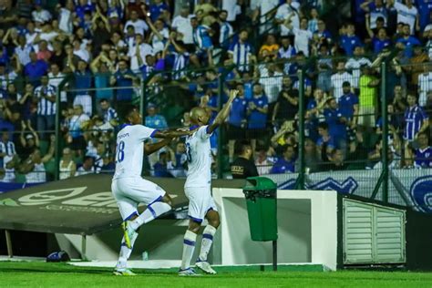 Avaí Vence Com Dedo Do Alex Que Explica A Mudança De Postura Da Equipe