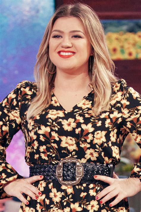 Kelly Clarkson The Kelly Clarkson Show December 7 2020 Star Style