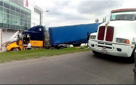 Se Registra Accidente En La Carretera Toluca Palmillas El Sol De