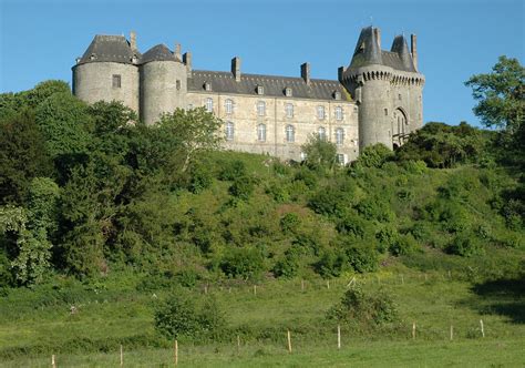 Château de Montmuran à Les Iffs Ille et Vilaine Feldpost 14 Flickr