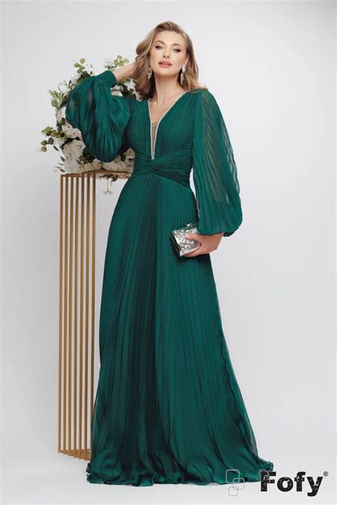 Rochie Eleganta De Ocazie De Lux Verde Din Voal Plisat Cu Bust Buretat