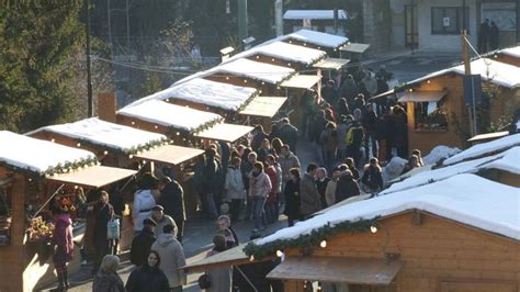 I Mercatini Di Natale Tornano A Bratto Cinque Weekend Di Cibo