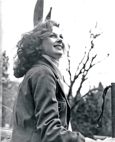 A Young Susan Hayward At A Modeling Photo Shoot In Central Park Nyc