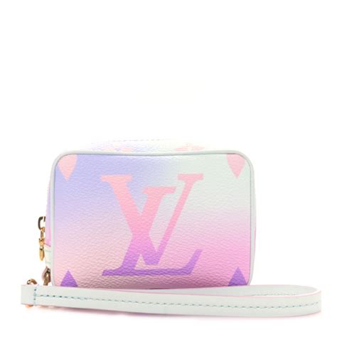 Louis Vuitton Monogram Giant Spring In The City Wapity Case Sunrise