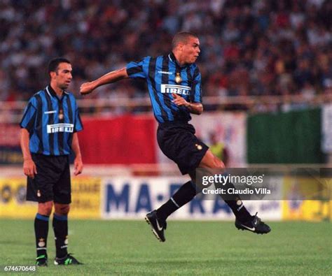 Ronaldo Inter Milan 1997 Photos and Premium High Res Pictures - Getty ...