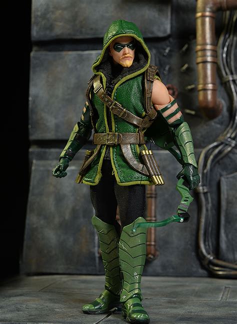 Live Photos Mezco Green Arrow Action Figure One 12 Collective