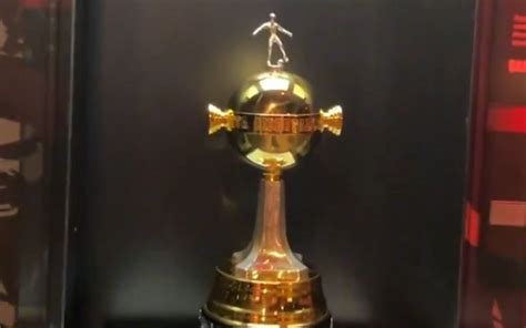 Museu do Flamengo exibe troféu da Libertadores Sub 20 em vídeo