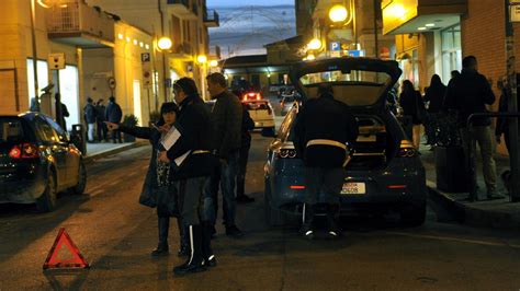 Sfugge Alla Madre E Corre In Strada Bimbo Di Sei Anni Travolto Da Unauto