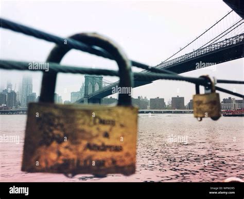 Hanging rope bridge hi-res stock photography and images - Alamy