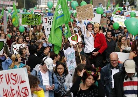 El Mundo March Contra El Cambio Clim Tico