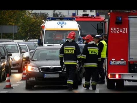 Karambol pięciu samochodów na ulicy Grunwaldzkiej w Rumi Droga Krajowa