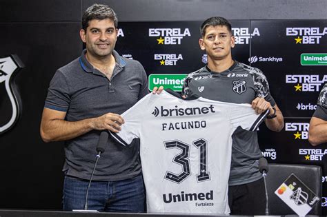 Facundo Barceló sobre pressão de vestir a Camisa 9 do Ceará estou