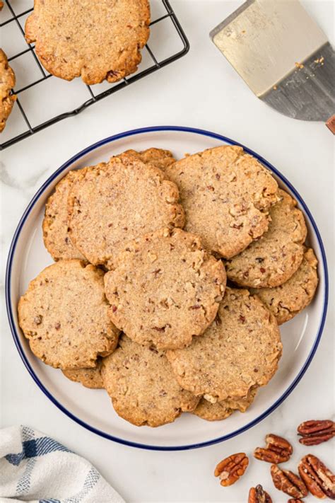 Old Fashioned Pecan Sandies Cookies Bake Or Break