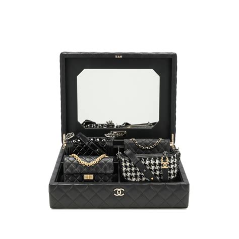 Chanel Success Story Set Of 4 Mini Bags With Quilted Trunk 2020