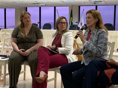 Subsecretaria de Políticas para a Mulher discute avanços da Lei Maria