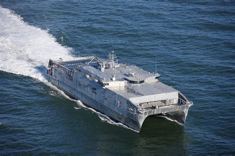 Expeditionary Fast Transport Usns Yuma Completes Acceptance Trials