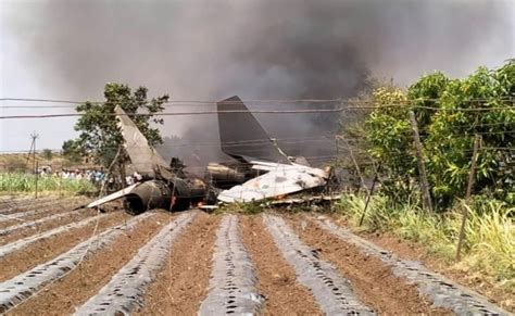 Sukhoi Mki Fighter Jet Crashes In Maharashtra Pilots Eject Safely