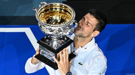 Novak Djokovic wins Australian Open to seal 22nd Grand Slam – DW – 01 ...