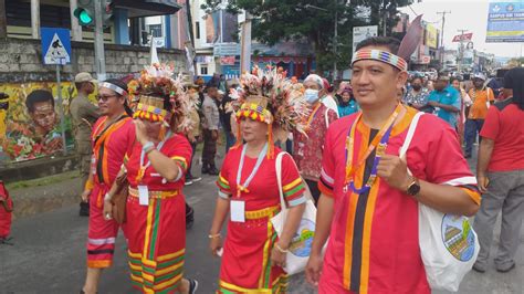 Lestarikan Nilai Adat Pemkab Jayapura Gelar Kirab Budaya