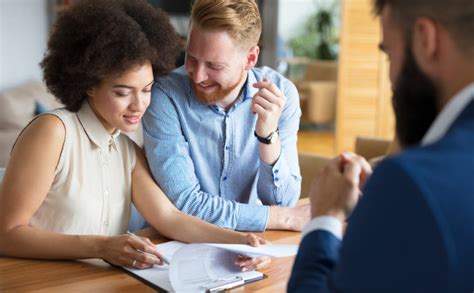 Todo Sobre El Aval Bancario Para Alquilar Una Vivienda Econom A Simple