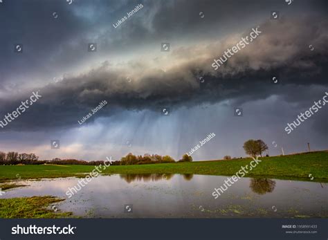 3,417 Thunderhead Clouds Stock Photos, Images & Photography | Shutterstock