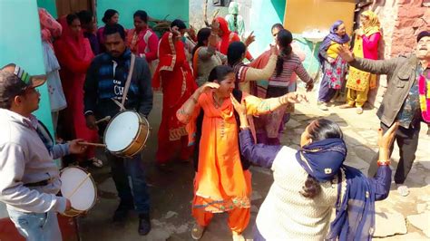 Pahari Band Baje Dance Desi Dance Himachali Culture Mandyali