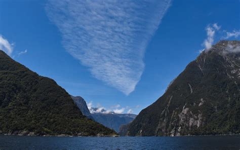 Te Anau to Milford Sound: How to get to Milford Sound safely | LesterLost