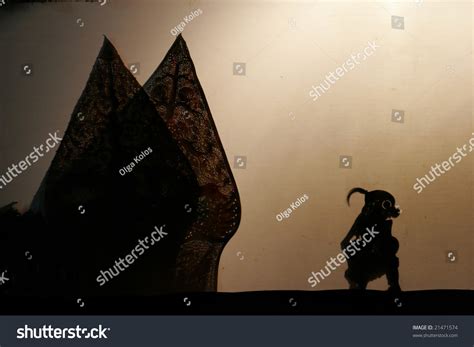 Wayang Kulit Shadow Puppet Show Yogyakarta Stock Photo 21471574 ...