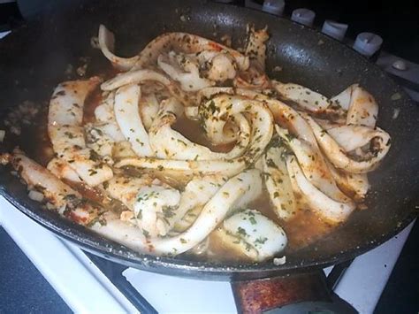 Recette De Tagliatelles De Calamars A La Persillade