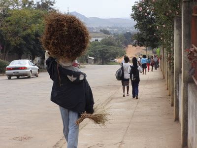 Mozambican Culture in Photos - Into Mozambique: Um Caminho