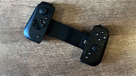 Razer Kishi V Vs Backbone One Which Mobile Controller Should You Buy