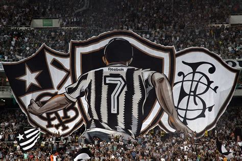 Pesquisa Aponta Crescimento Da Torcida Do Botafogo Em 2024 Fluminense