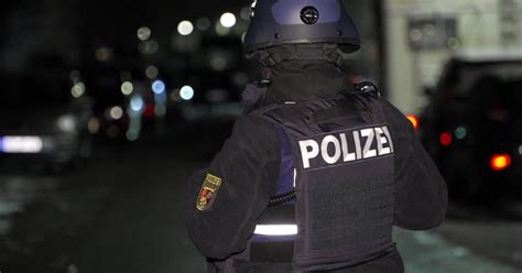 Speyer Spezialeinsatzkommando Der Polizei Mit Einsatz Am