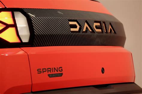 Diaporama Dacia Spring Restylée 2024 Les photos de la mini