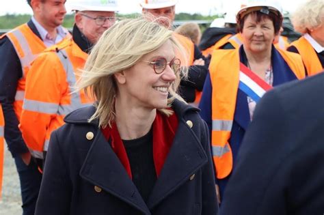 Morbihan La Ministre De La Transition Nerg Tique En Visite Surzur